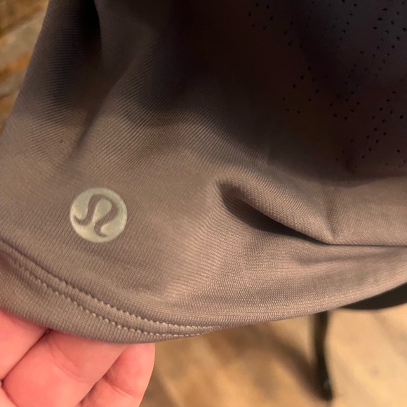 Lululemon top - Picture 3 of 3